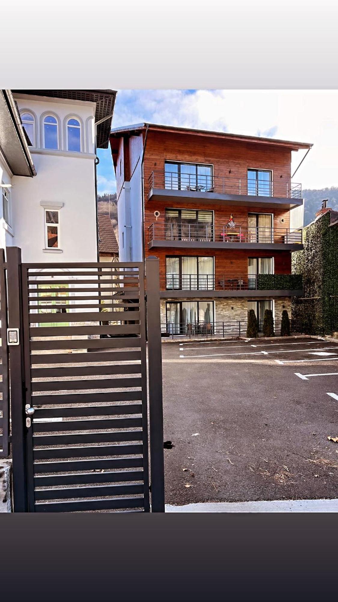 Ana Apartments Sinaia Exteriör bild